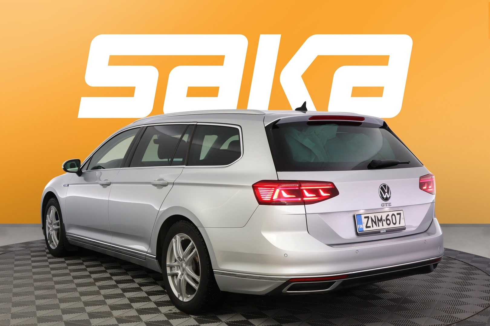 VOLKSWAGEN Passat 2021