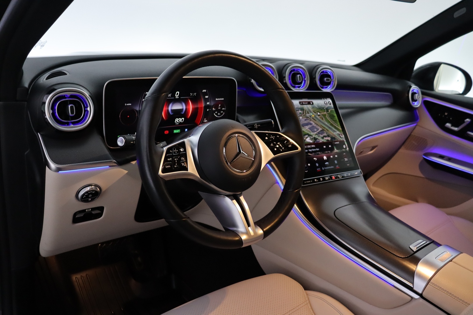 MERCEDES-BENZ GLC 2024