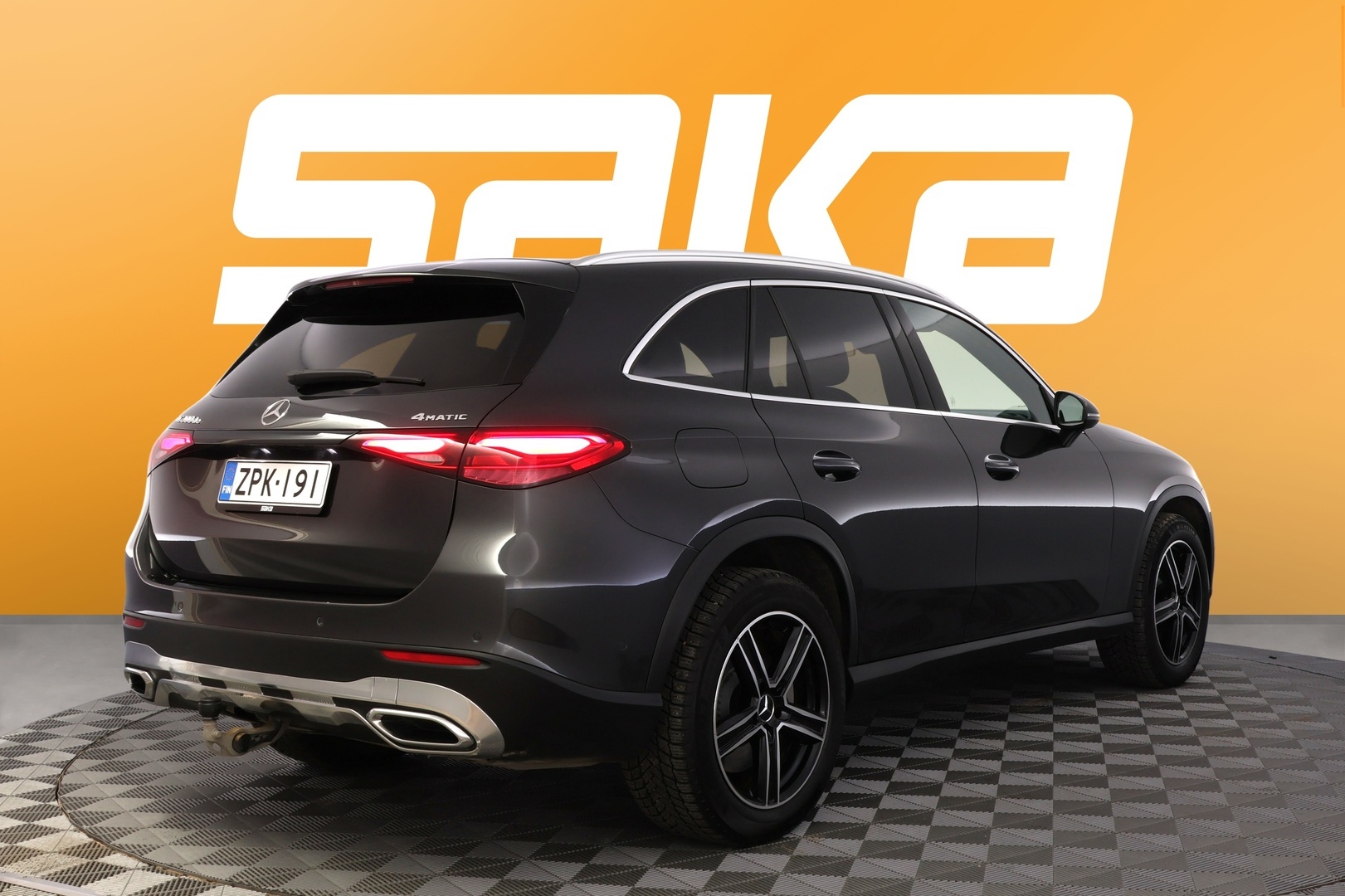 MERCEDES-BENZ GLC 2024