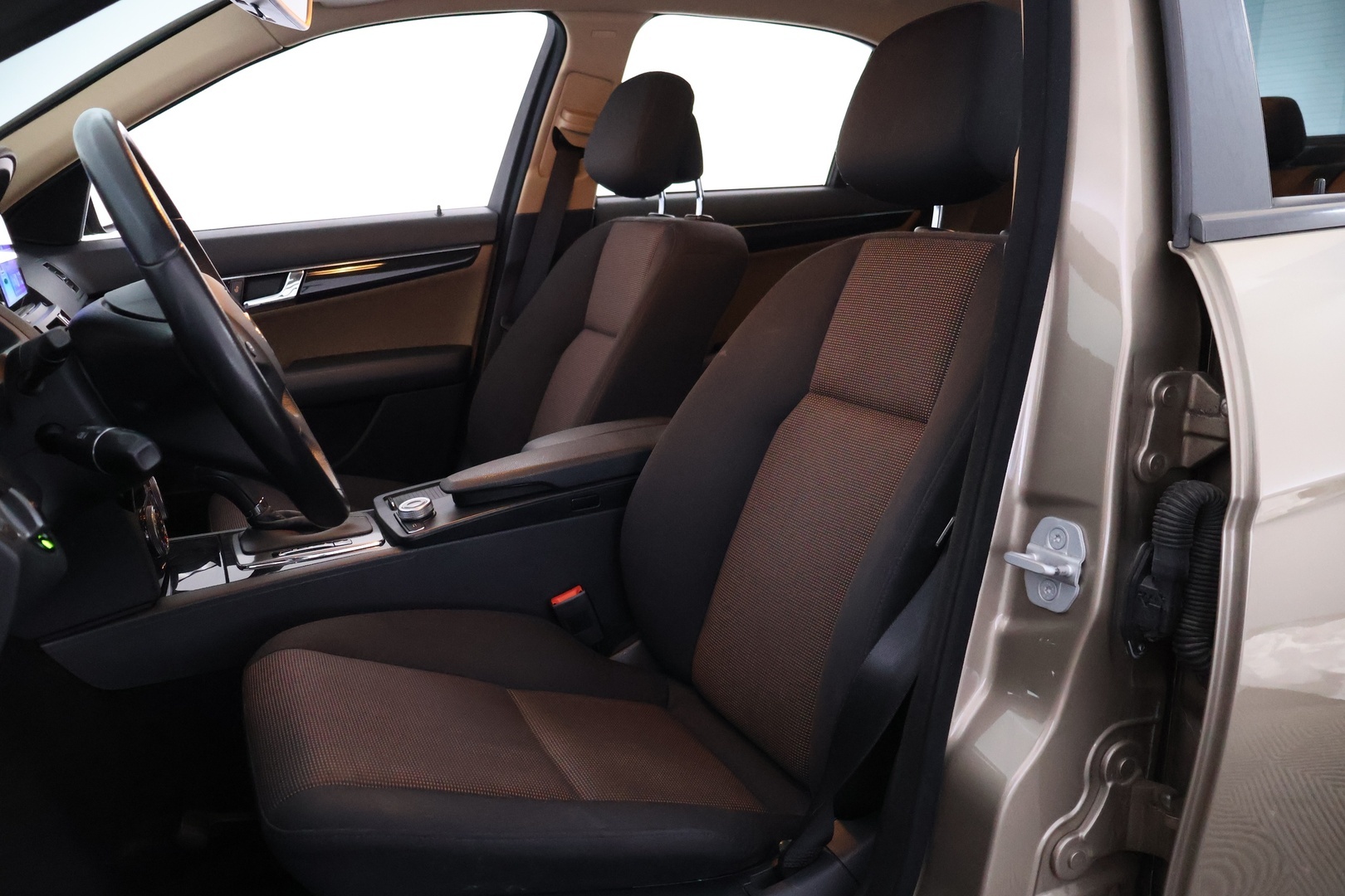 MERCEDES-BENZ C 2008