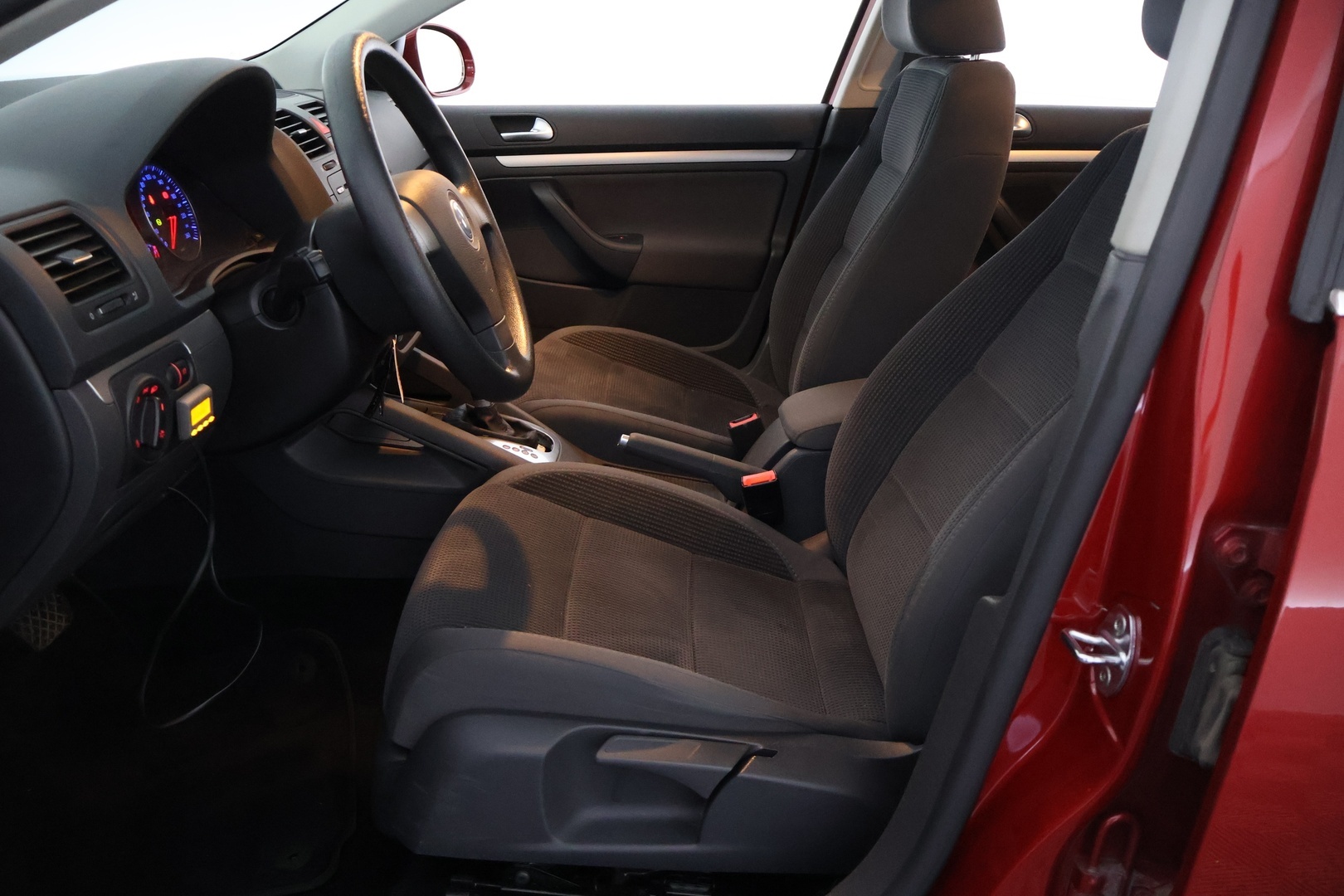 VOLKSWAGEN Golf 2008