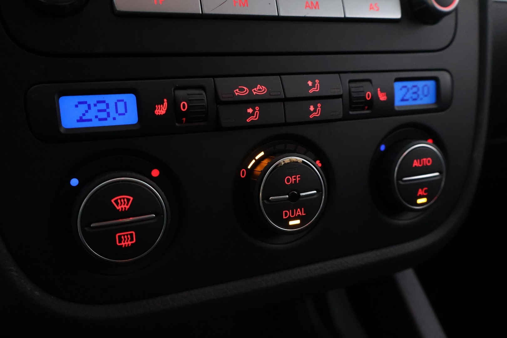 VOLKSWAGEN Golf 2008