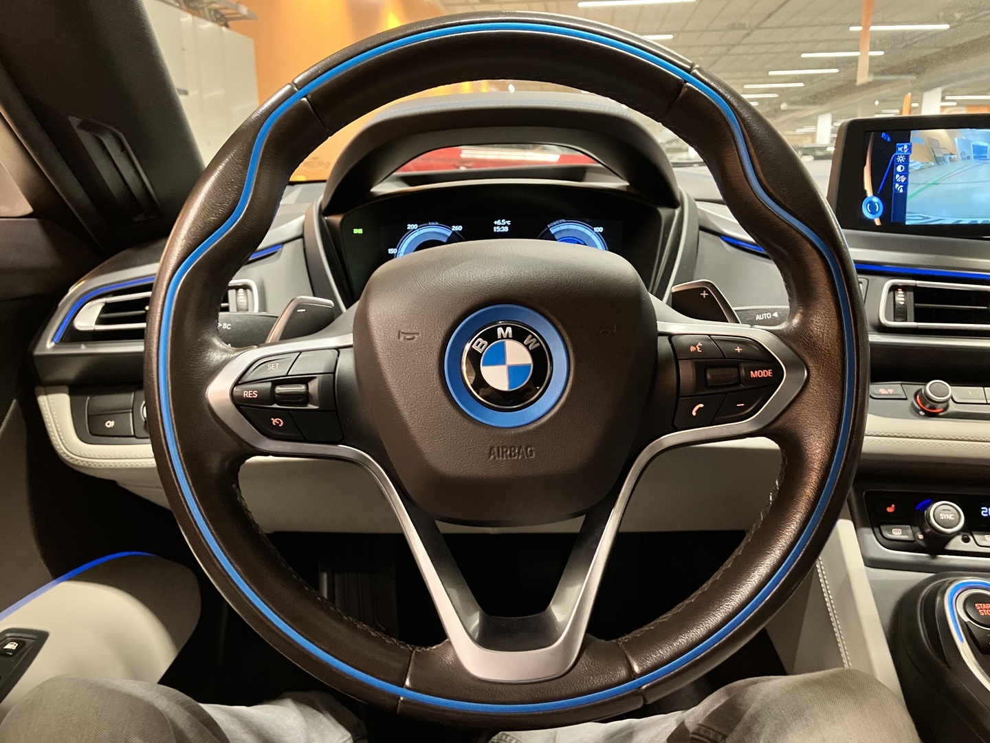 BMW i8 2015