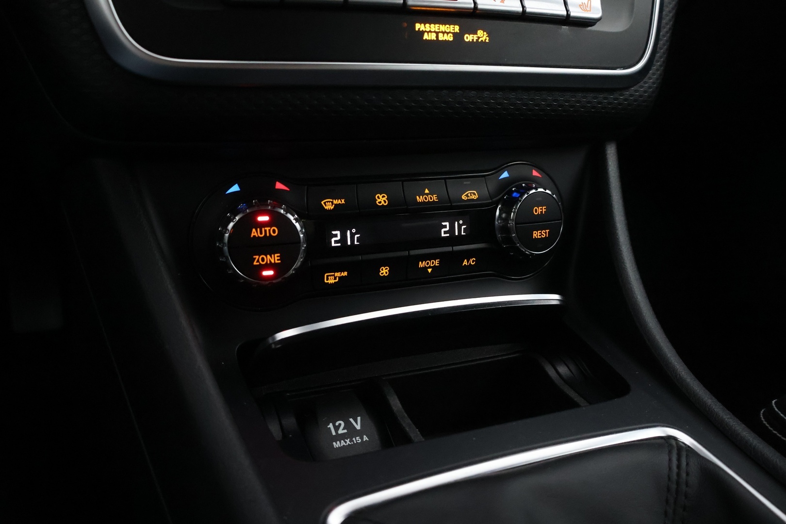 MERCEDES-BENZ A 2018