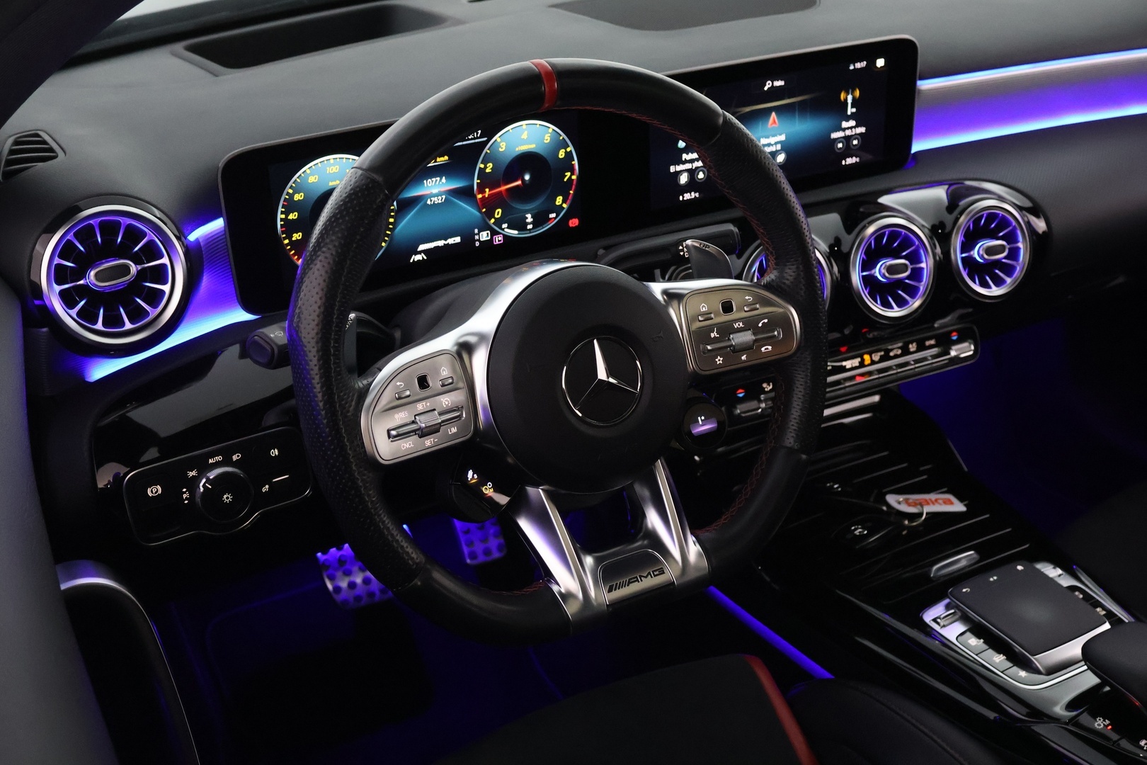 MERCEDES-BENZ A 35 AMG 2019