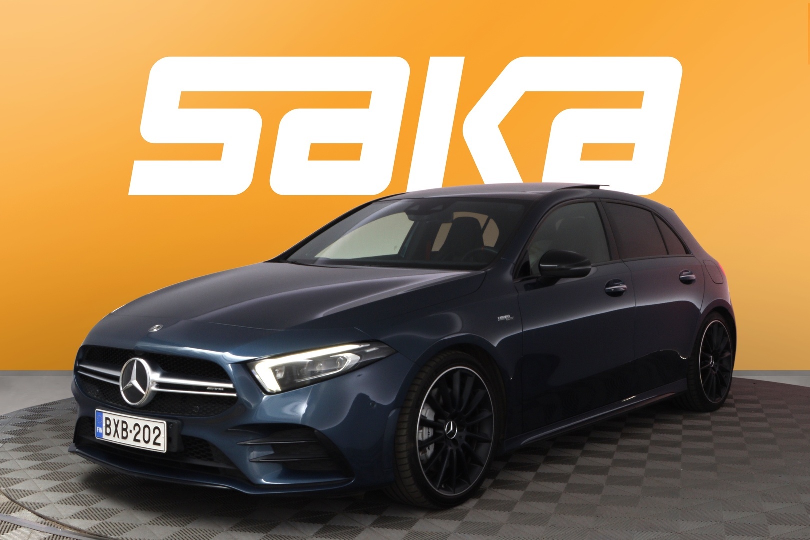 MERCEDES-BENZ A 35 AMG 2019
