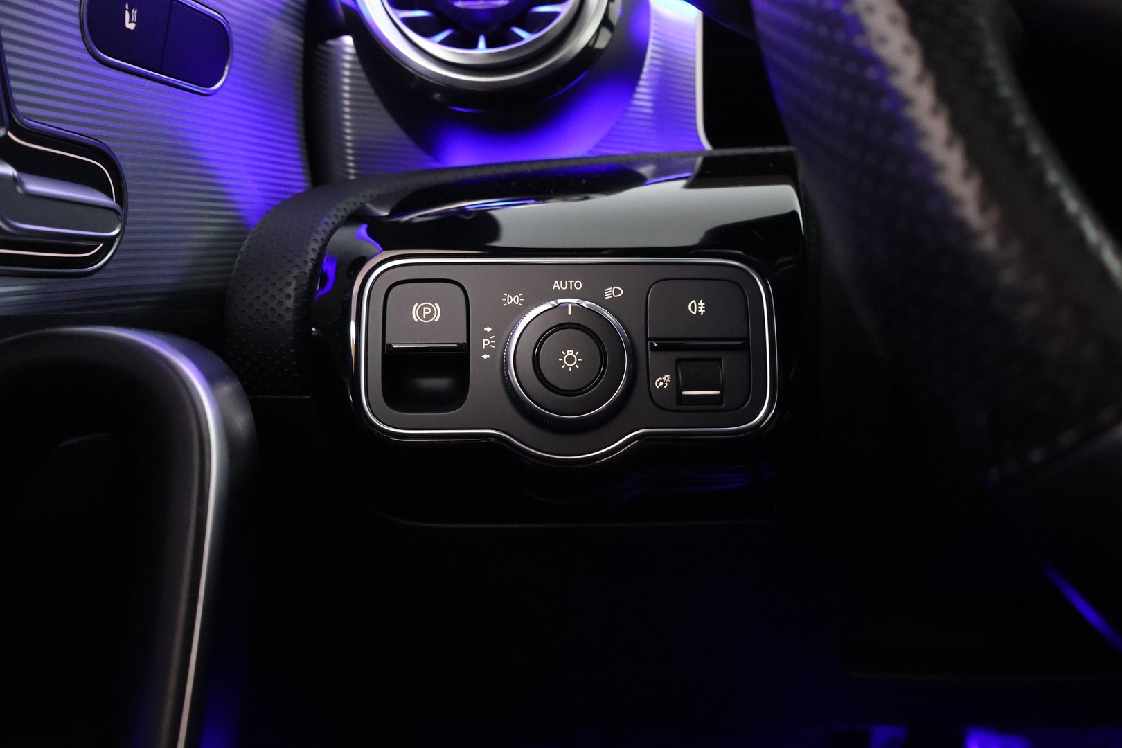 MERCEDES-BENZ A 35 AMG 2019