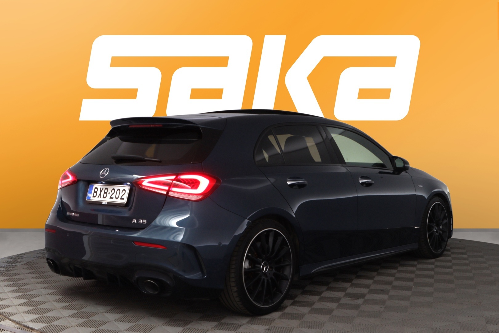 MERCEDES-BENZ A 35 AMG 2019