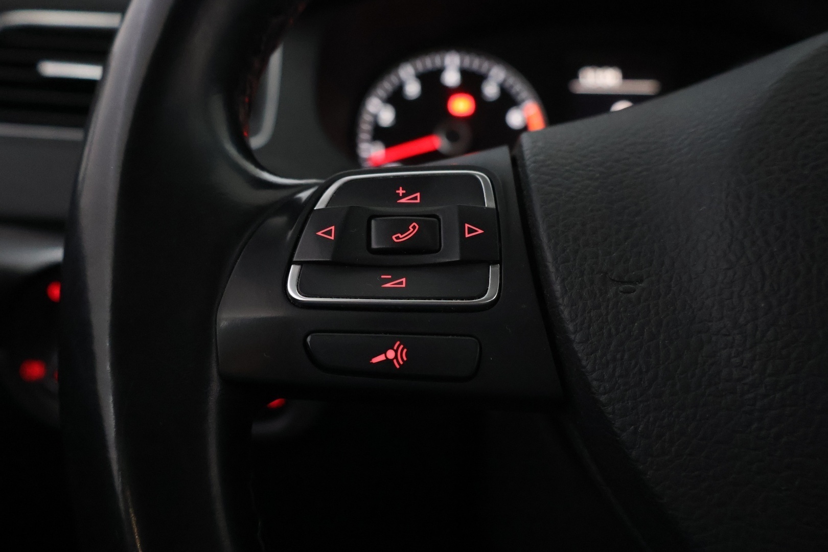 VOLKSWAGEN Jetta 2014