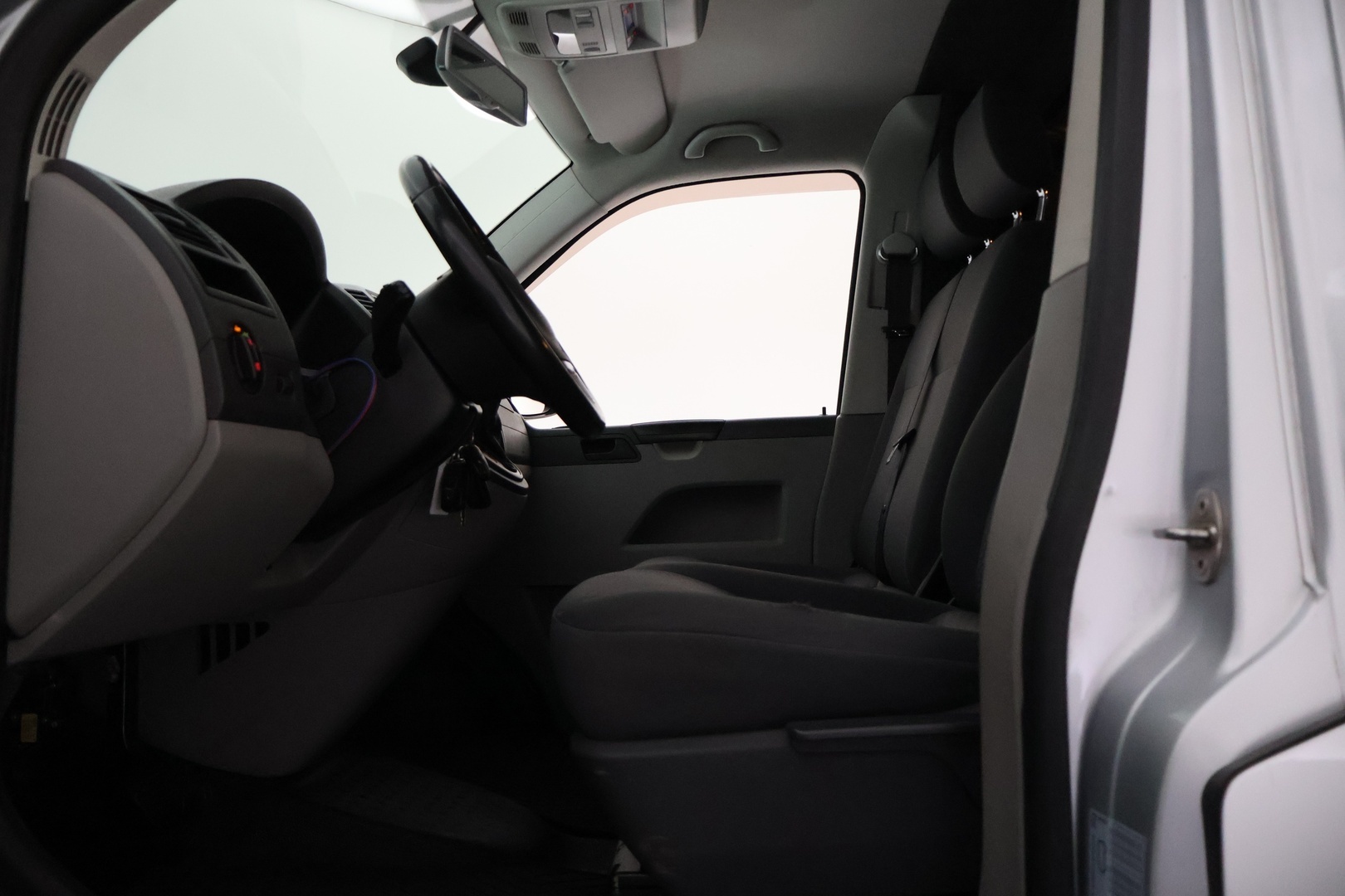 VOLKSWAGEN Transporter 2015
