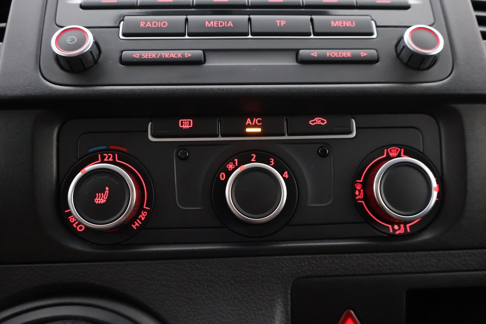 VOLKSWAGEN Transporter 2015
