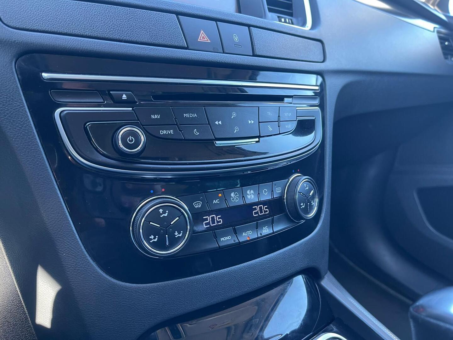 PEUGEOT 508 2016