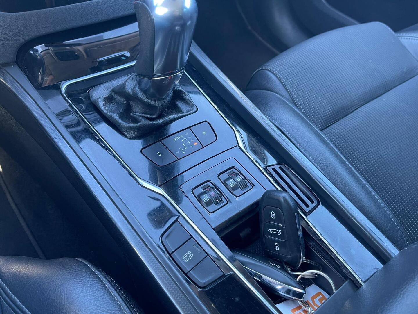 PEUGEOT 508 2016