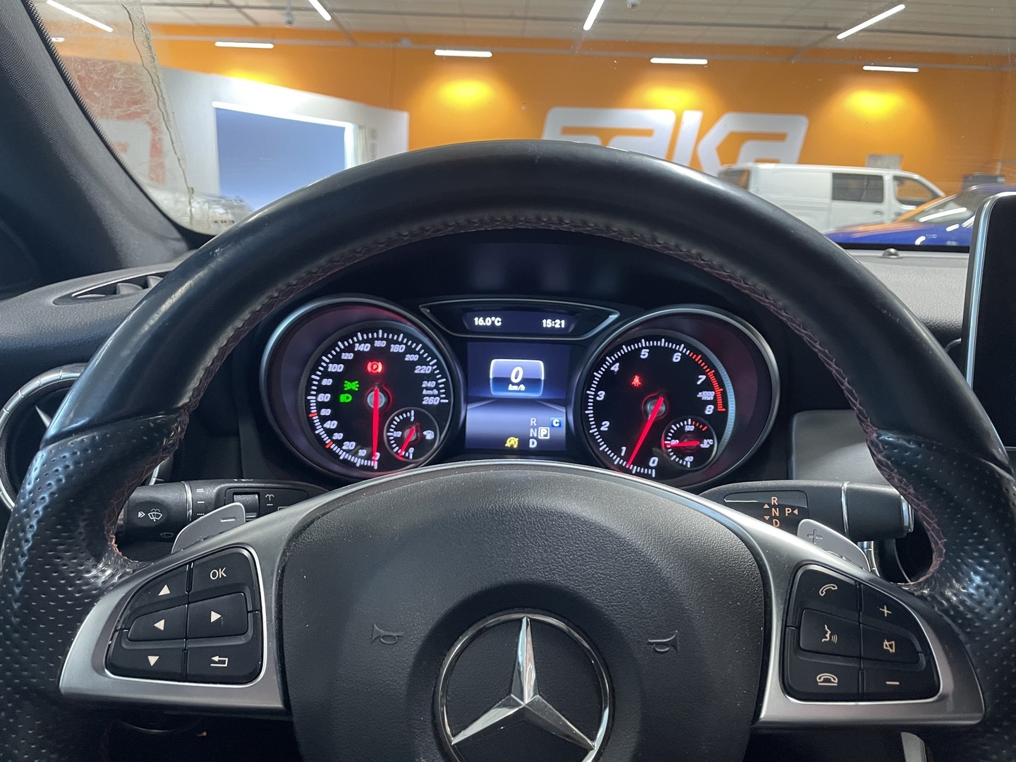 MERCEDES-BENZ CLA 2017