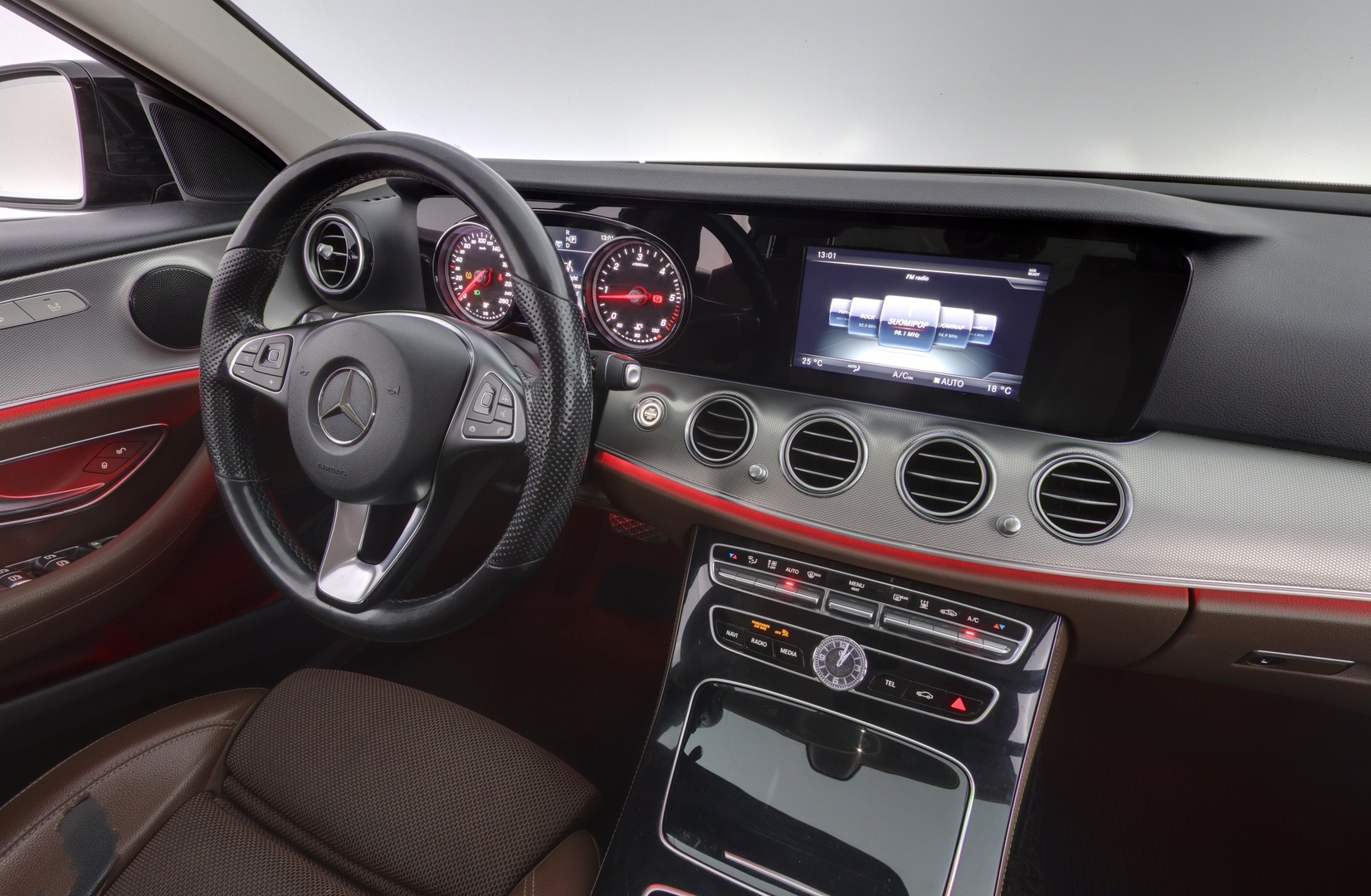 MERCEDES-BENZ E 2017