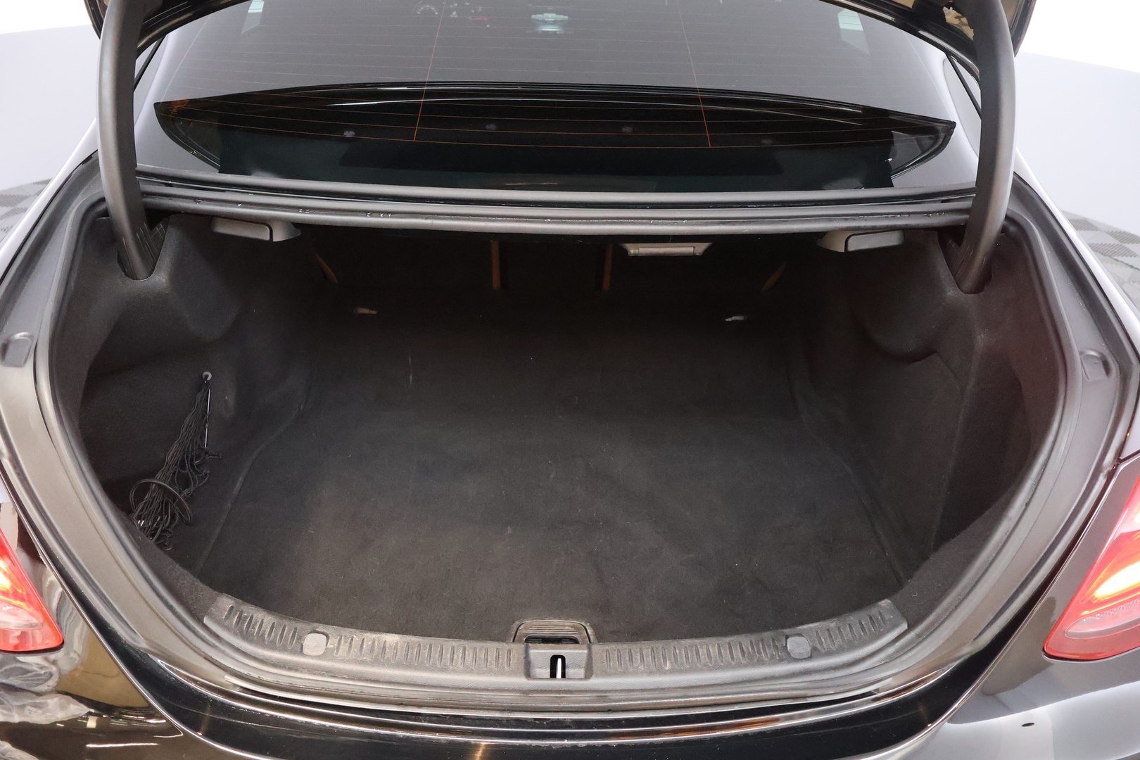 MERCEDES-BENZ E 2017