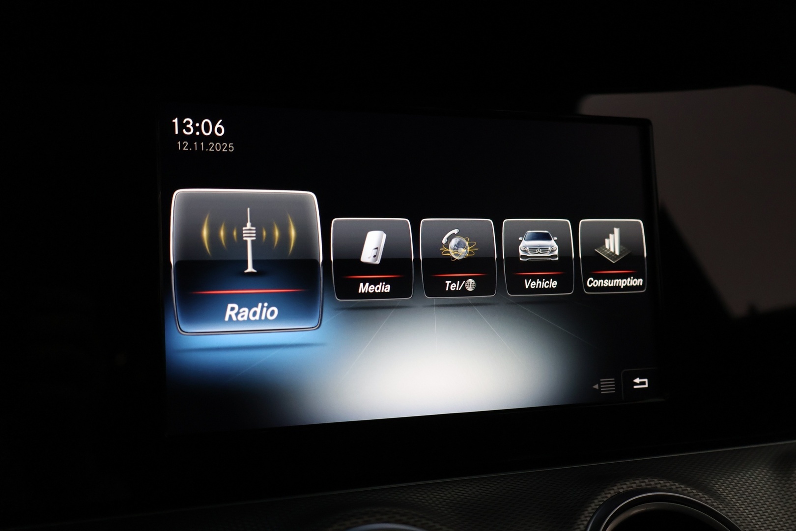 MERCEDES-BENZ E 2017