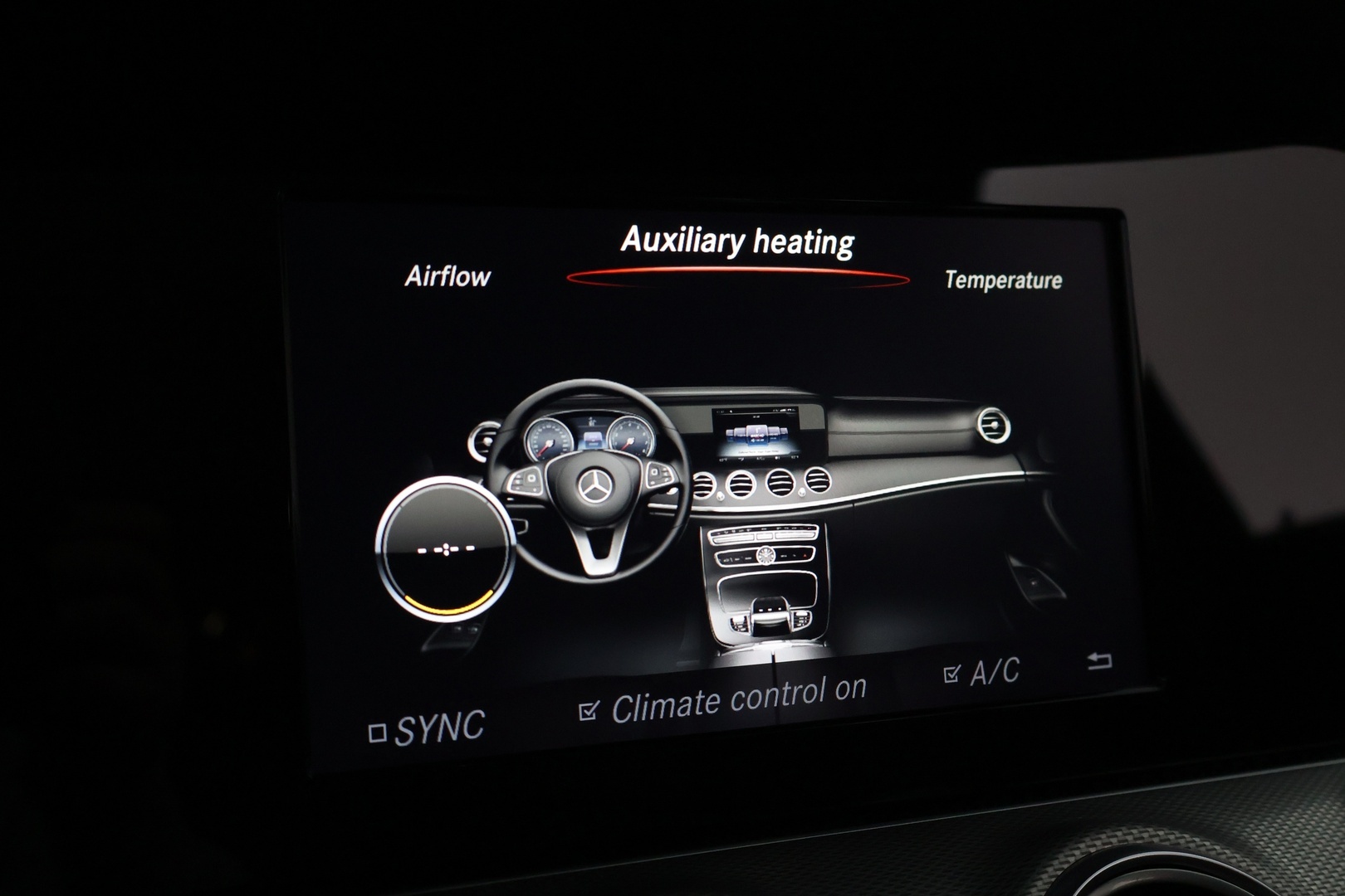 MERCEDES-BENZ E 2017