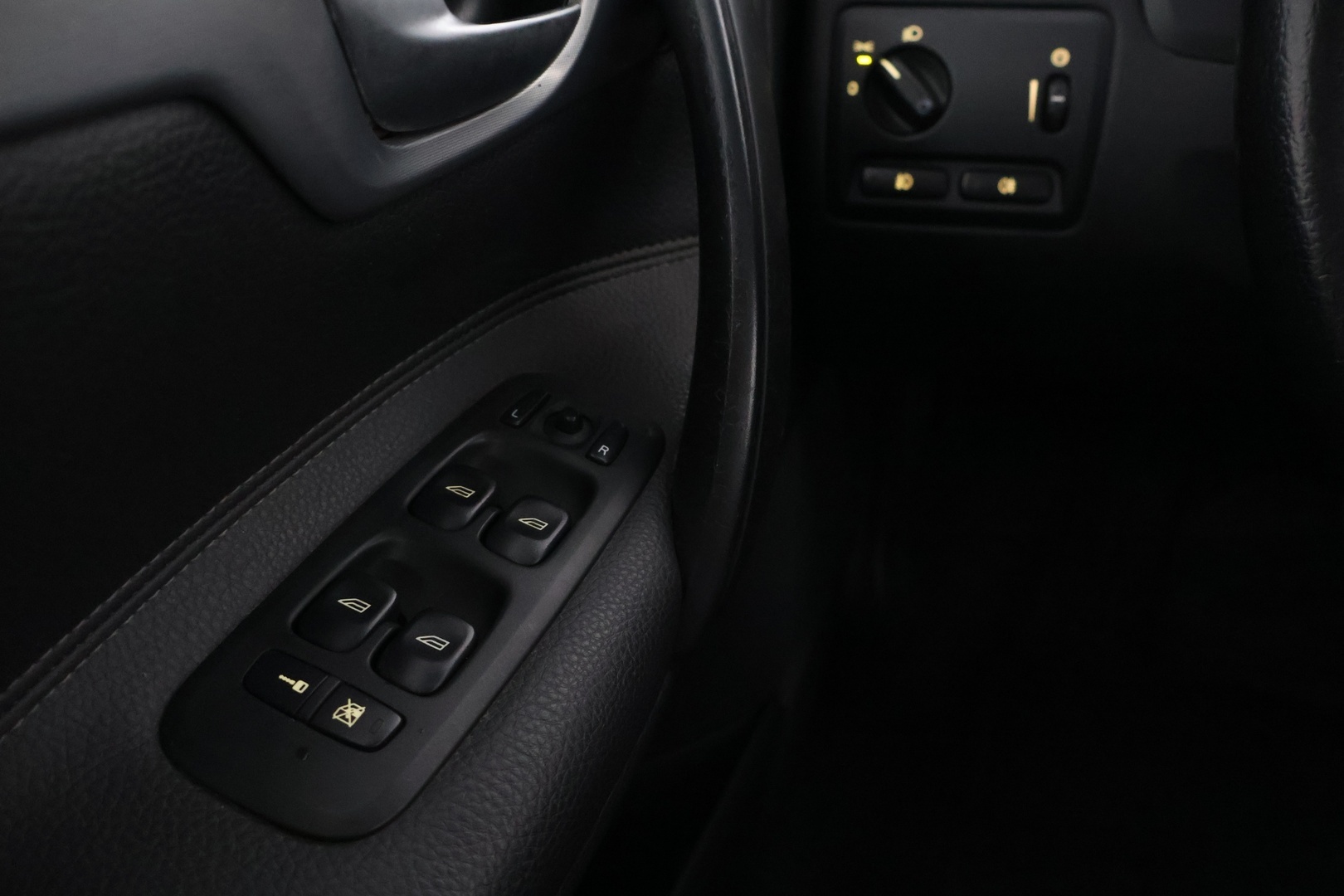 VOLVO S60 2006