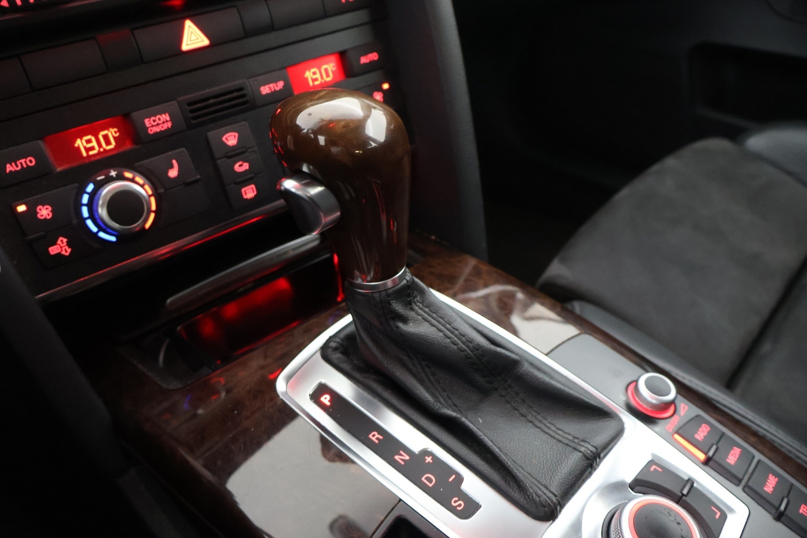 AUDI A6 allroad quattro 2007