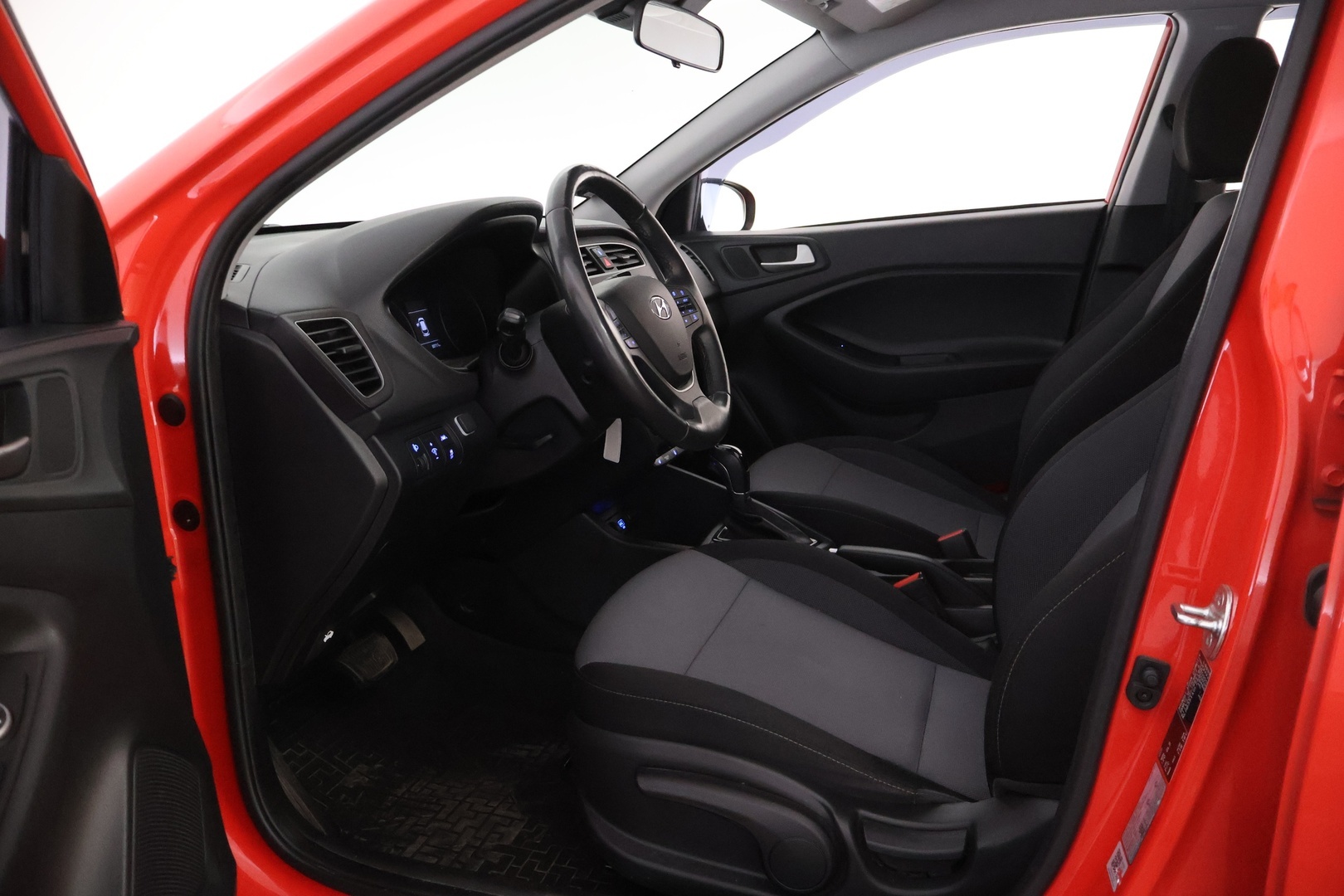 HYUNDAI i20 2020