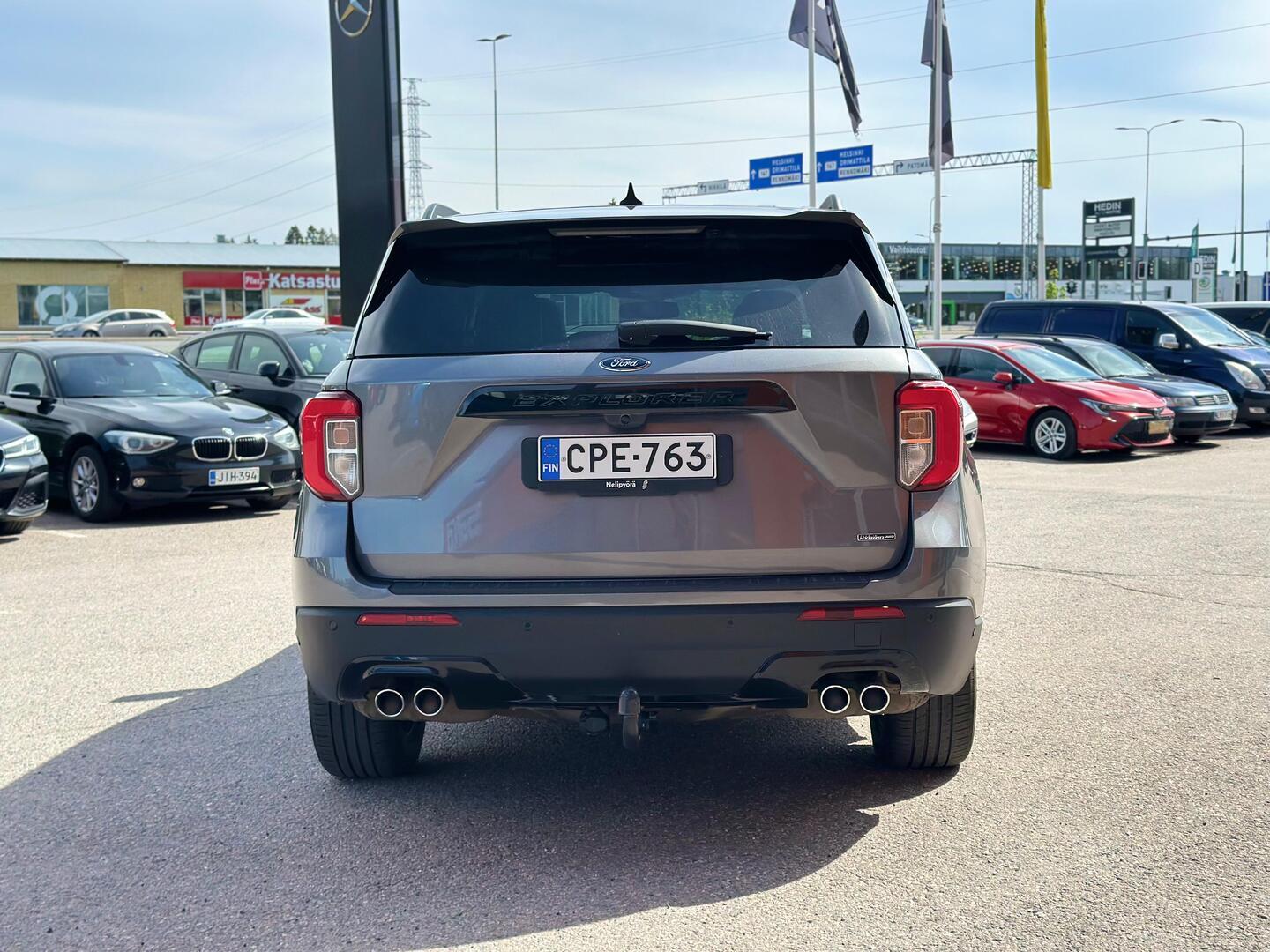 FORD Explorer 2021