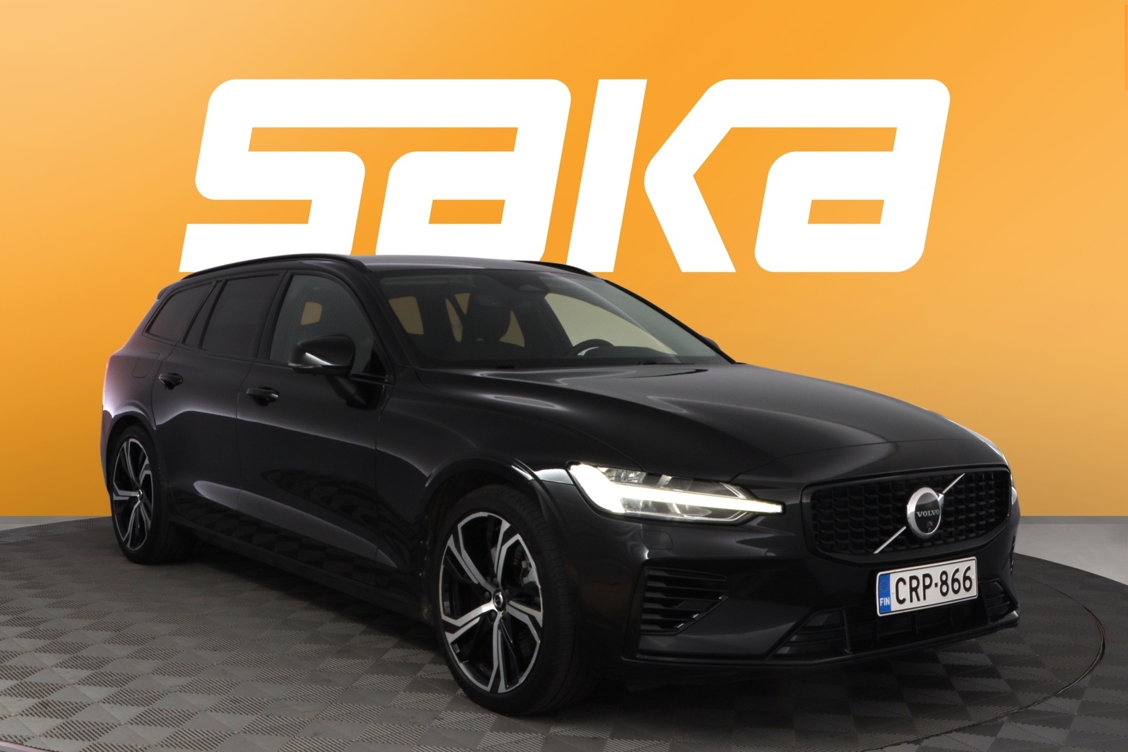 VOLVO V60 2024