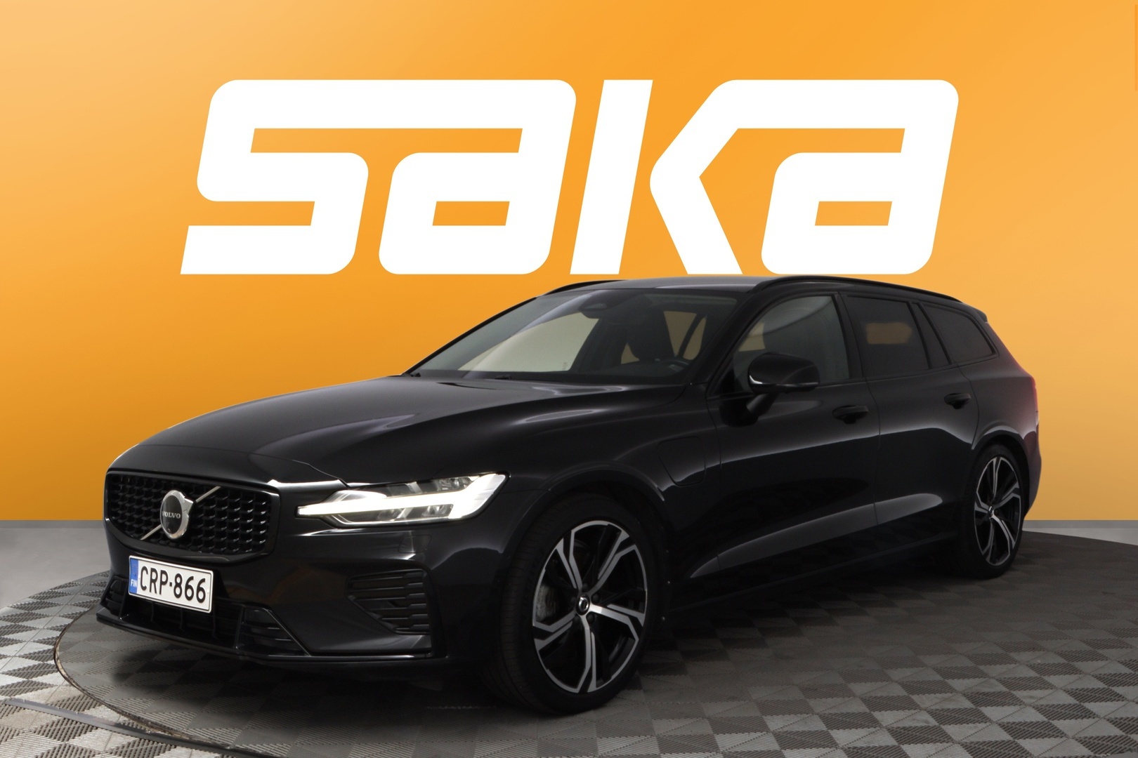 VOLVO V60 2024