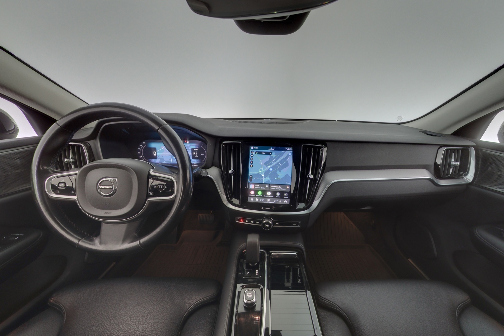 VOLVO V60 2024