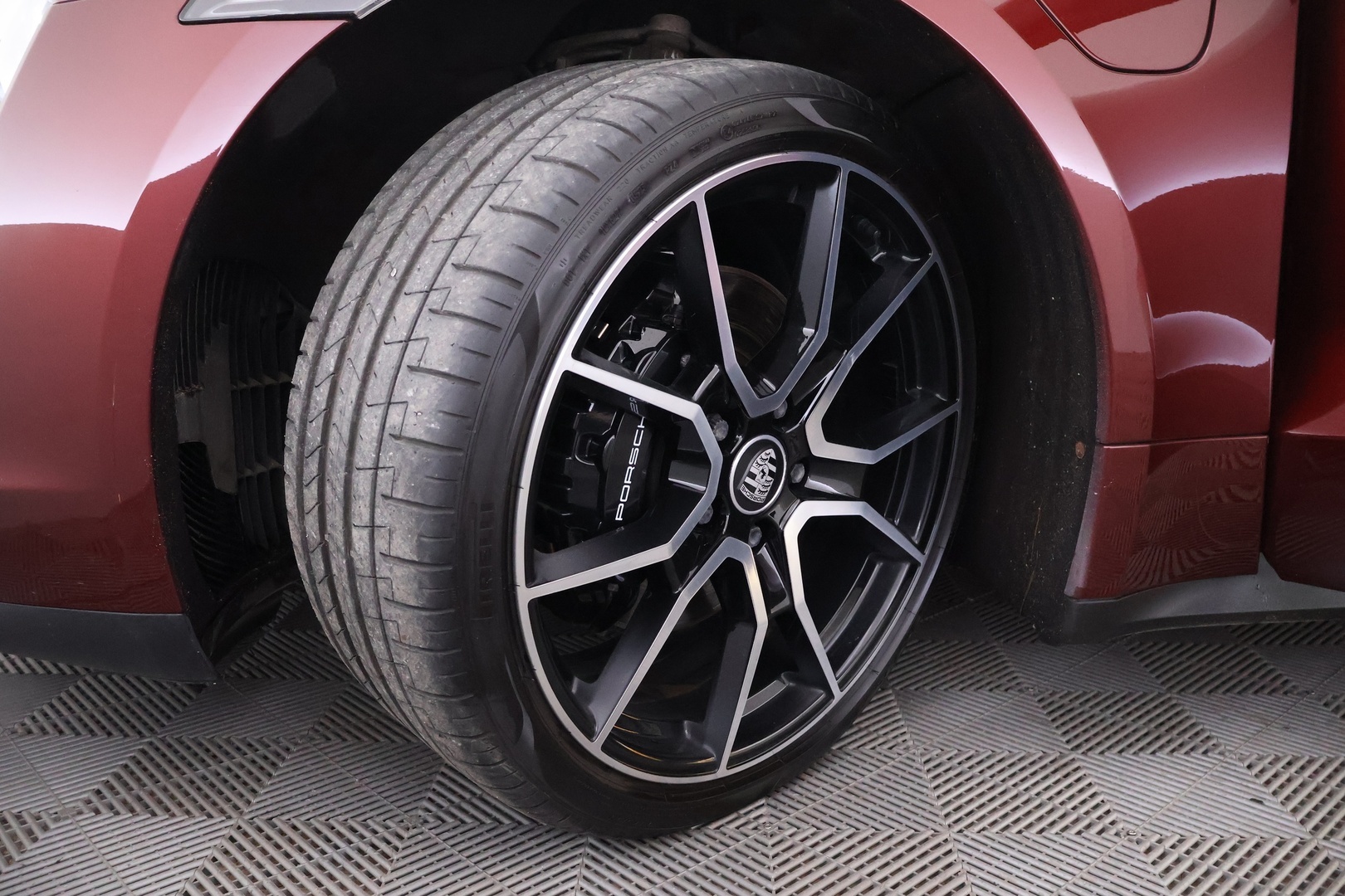PORSCHE Taycan 2022