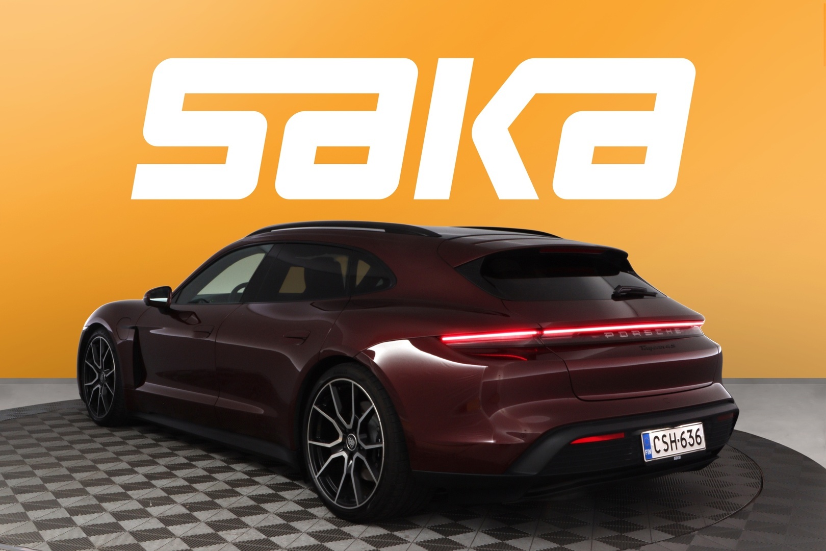 PORSCHE Taycan 2022