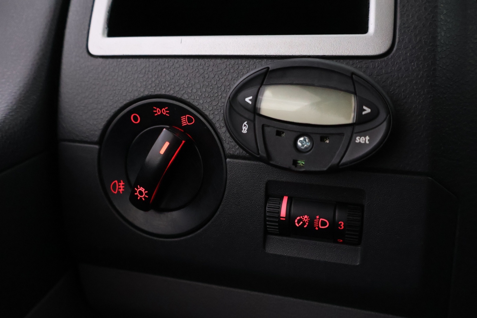 VOLKSWAGEN Transporter 2006