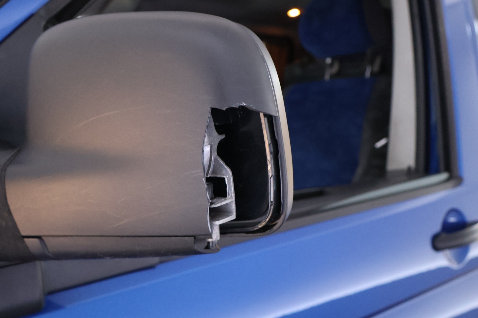 VOLKSWAGEN Transporter 2006