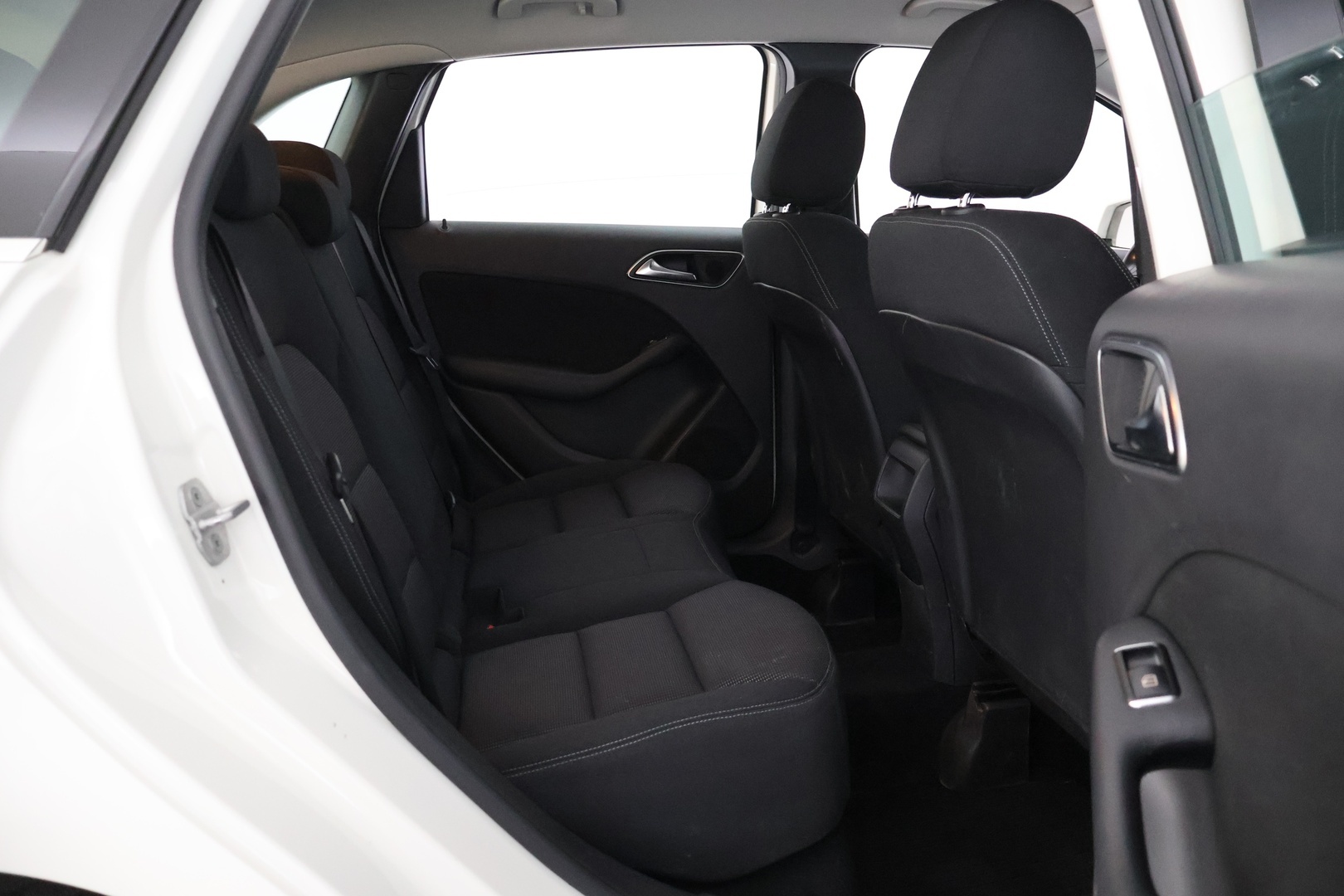 MERCEDES-BENZ B 2014