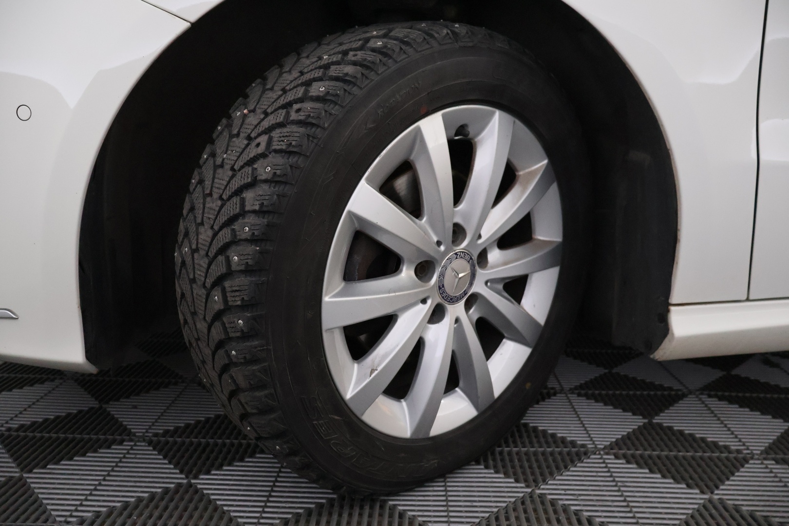 MERCEDES-BENZ B 2014