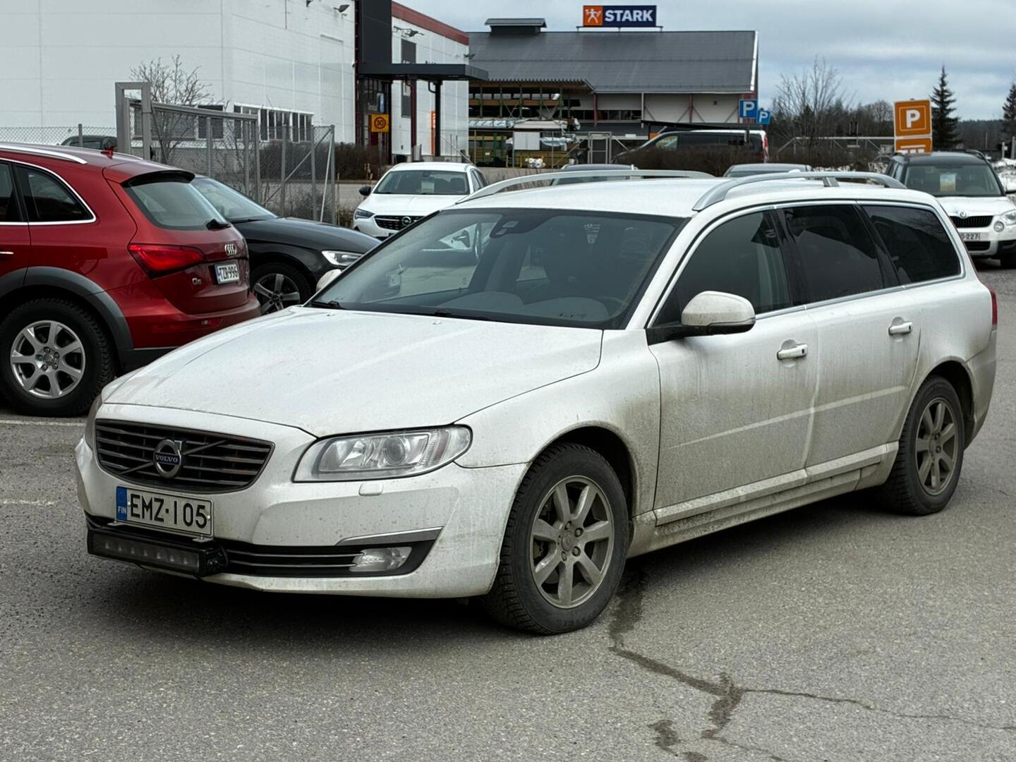 VOLVO V70 2015