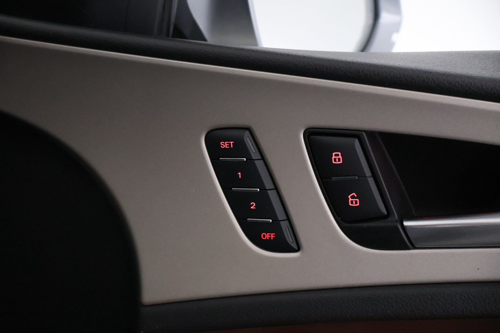 AUDI A6 2015