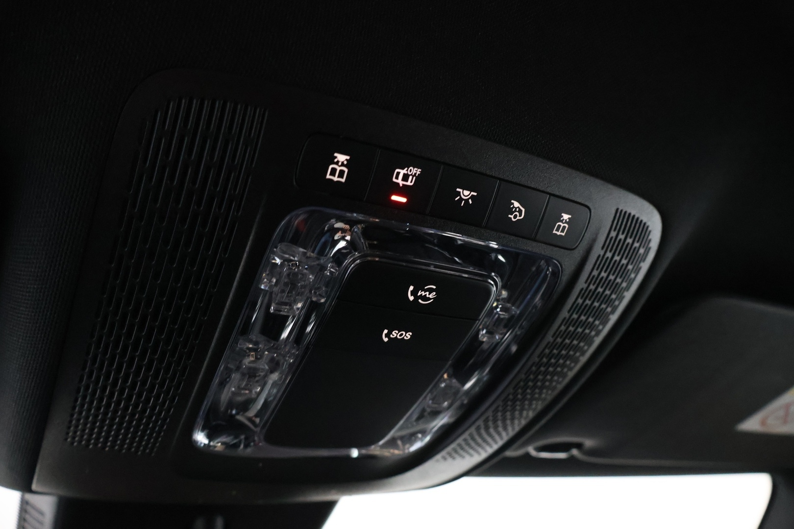 MERCEDES-BENZ A 2021