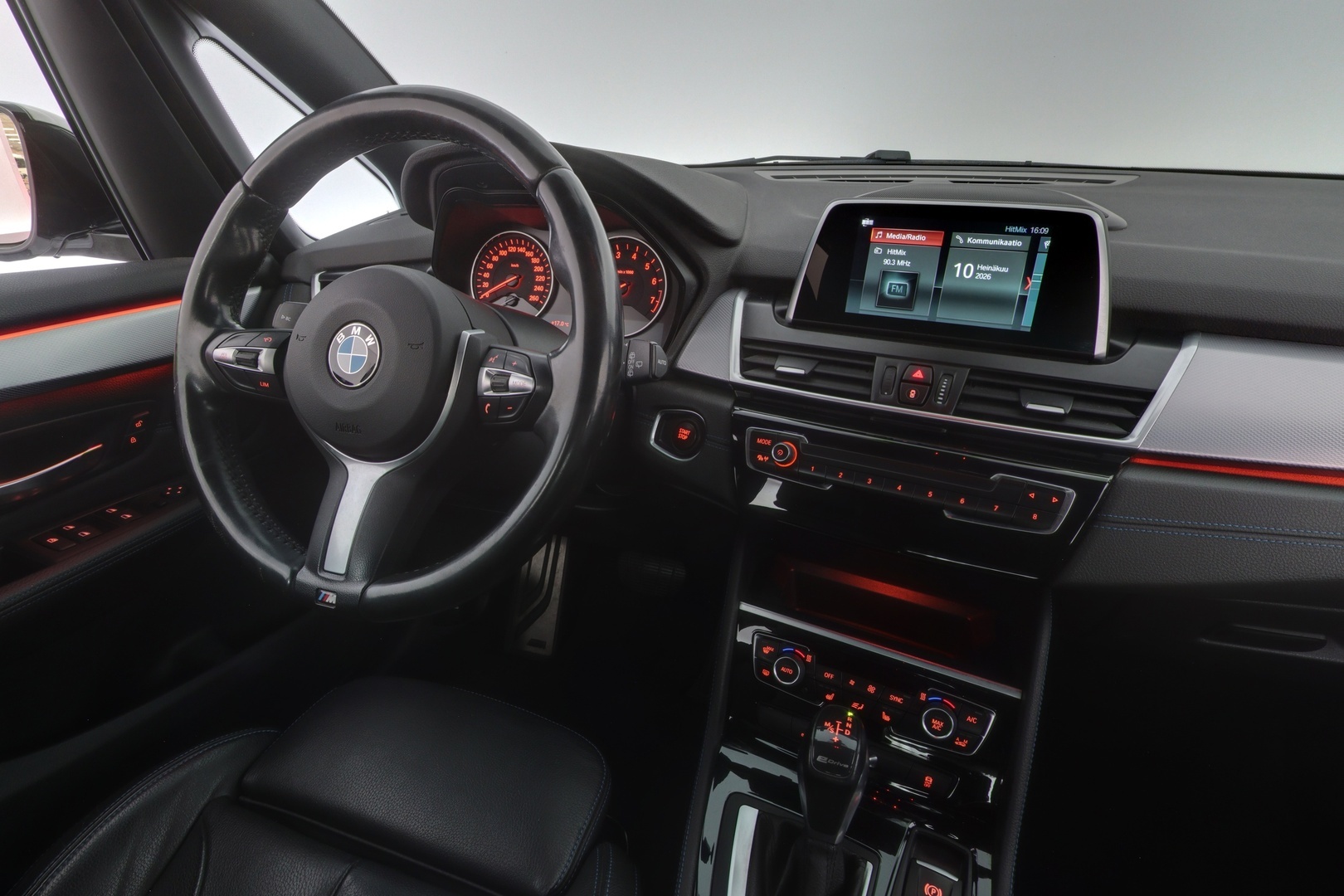 BMW 225 2018