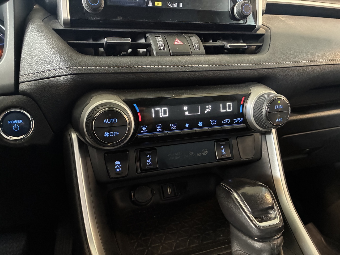 TOYOTA RAV4 2021