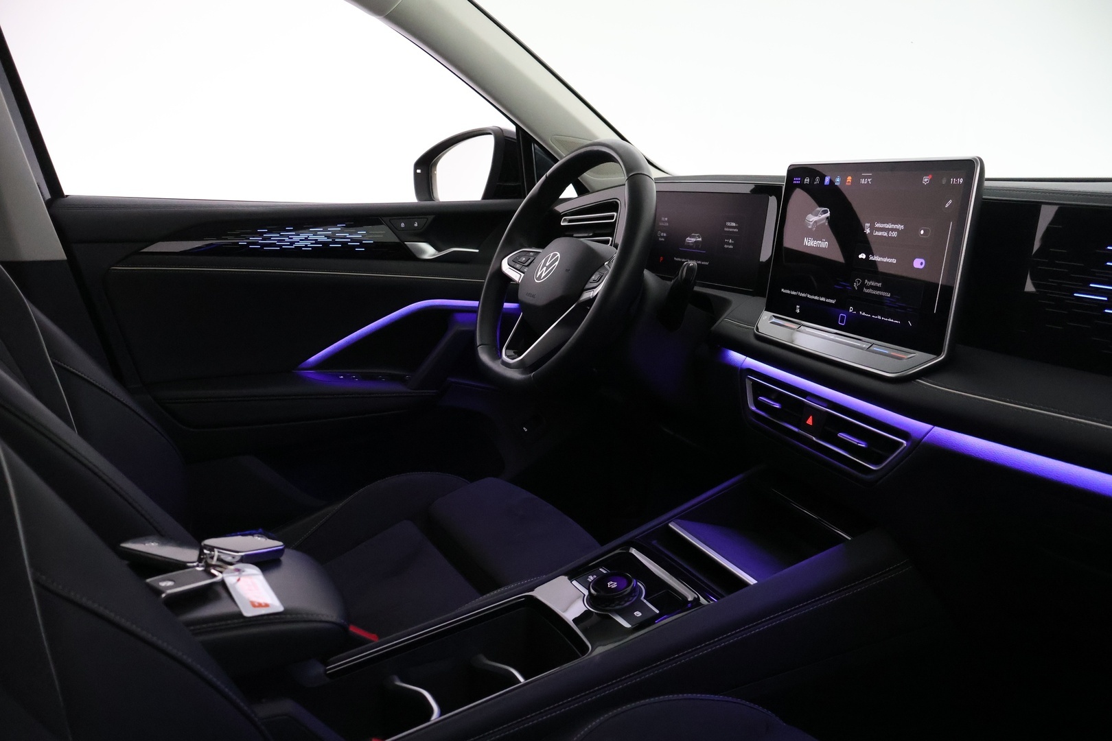 VOLKSWAGEN Tiguan 2024