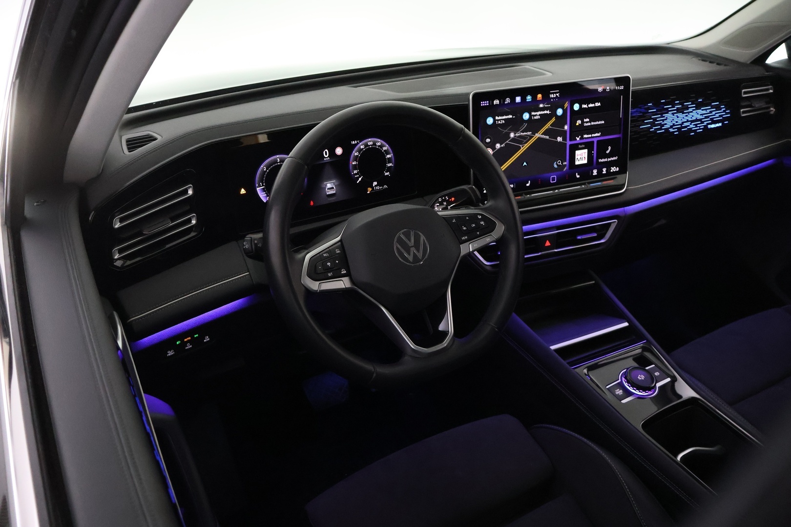 VOLKSWAGEN Tiguan 2024