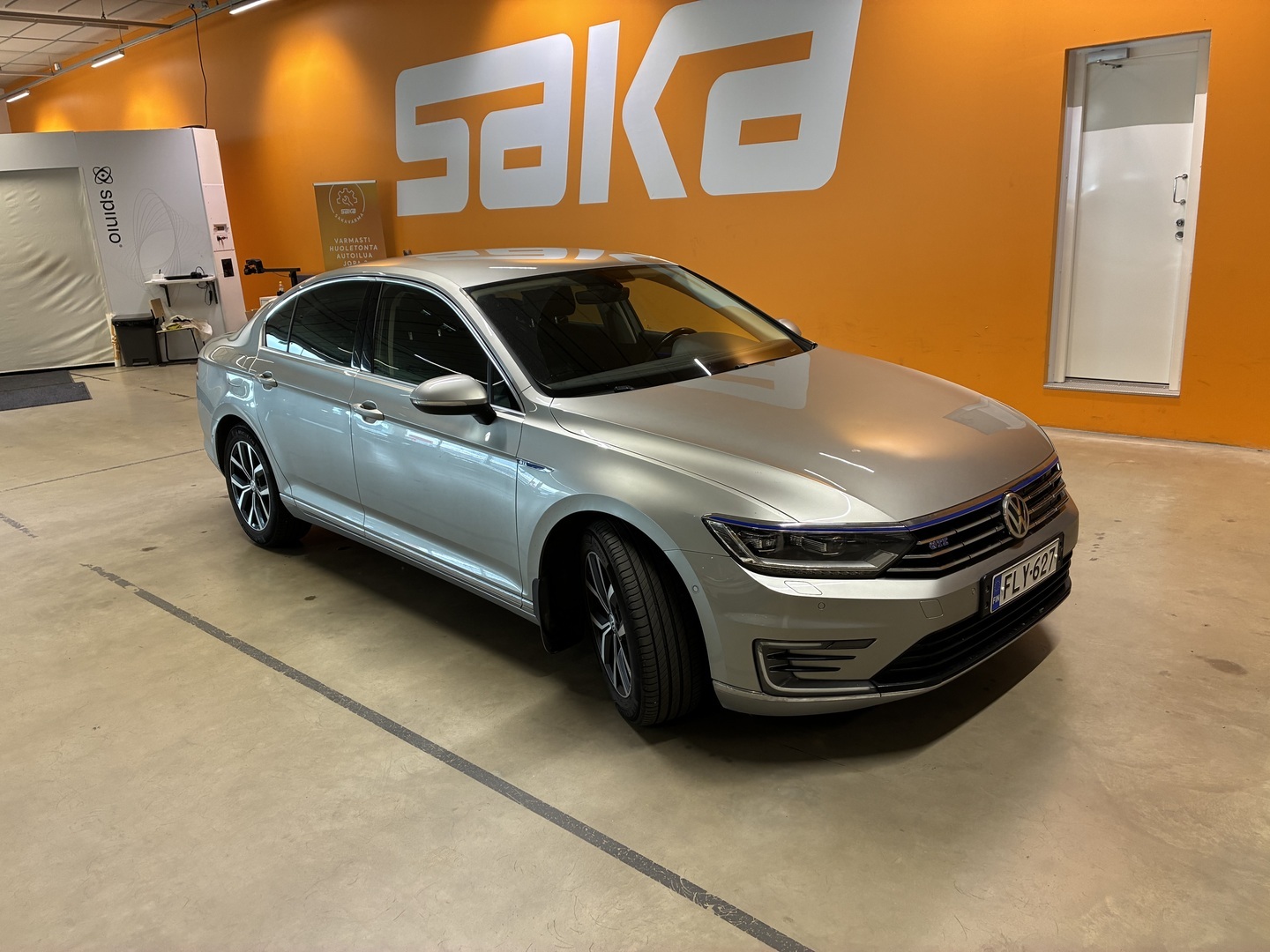 VOLKSWAGEN Passat 2016