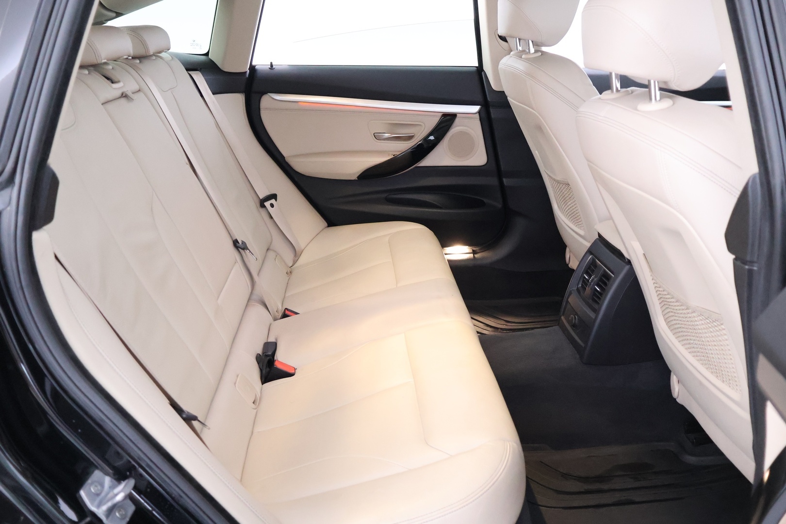 BMW 320 Gran Turismo 2019