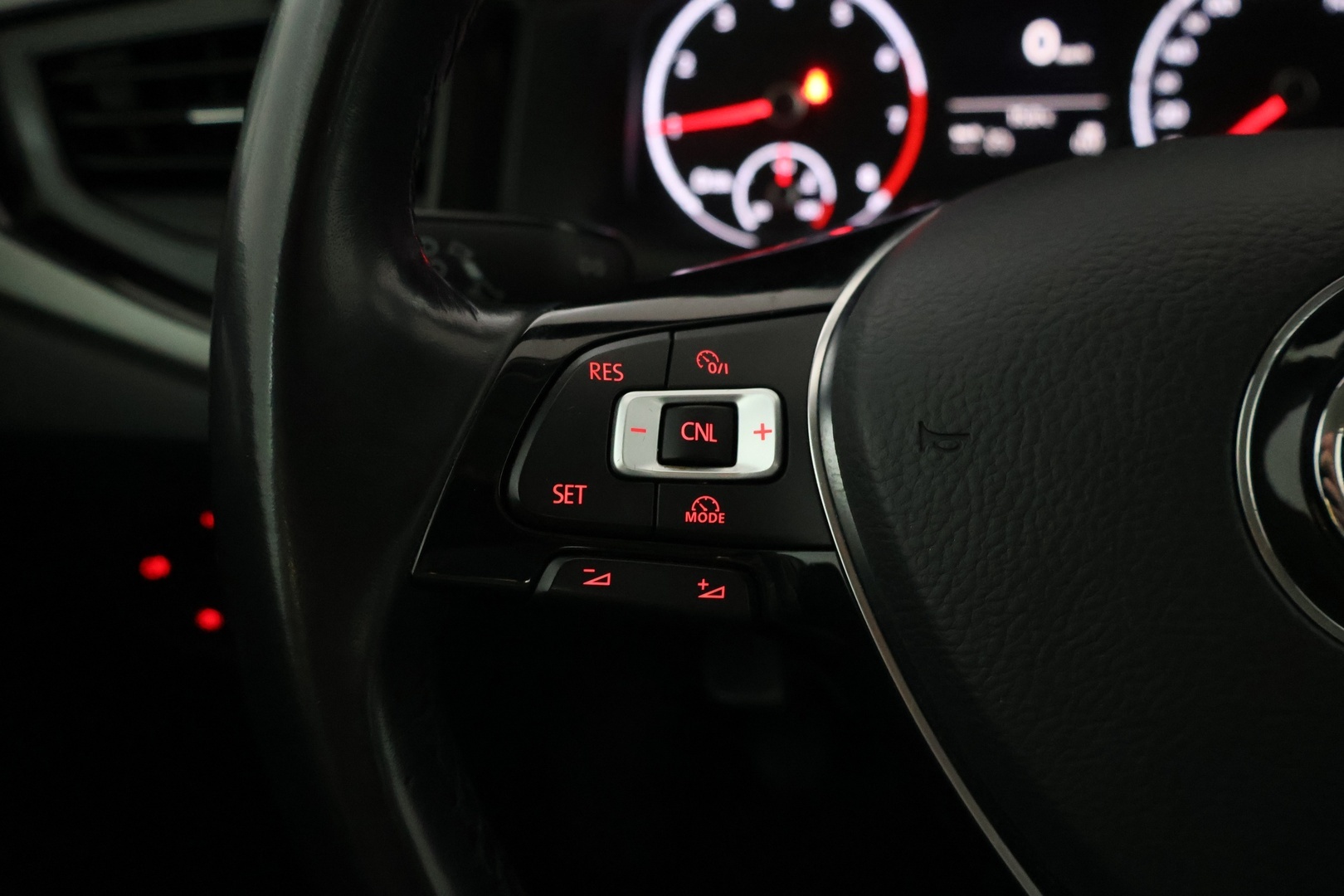 VOLKSWAGEN Polo 2019