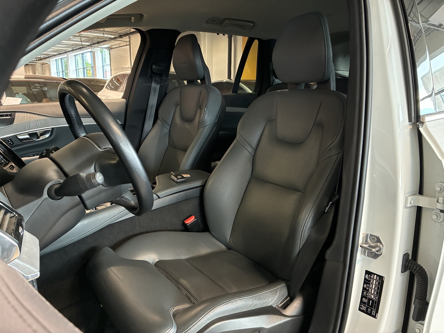 VOLVO XC90 2020