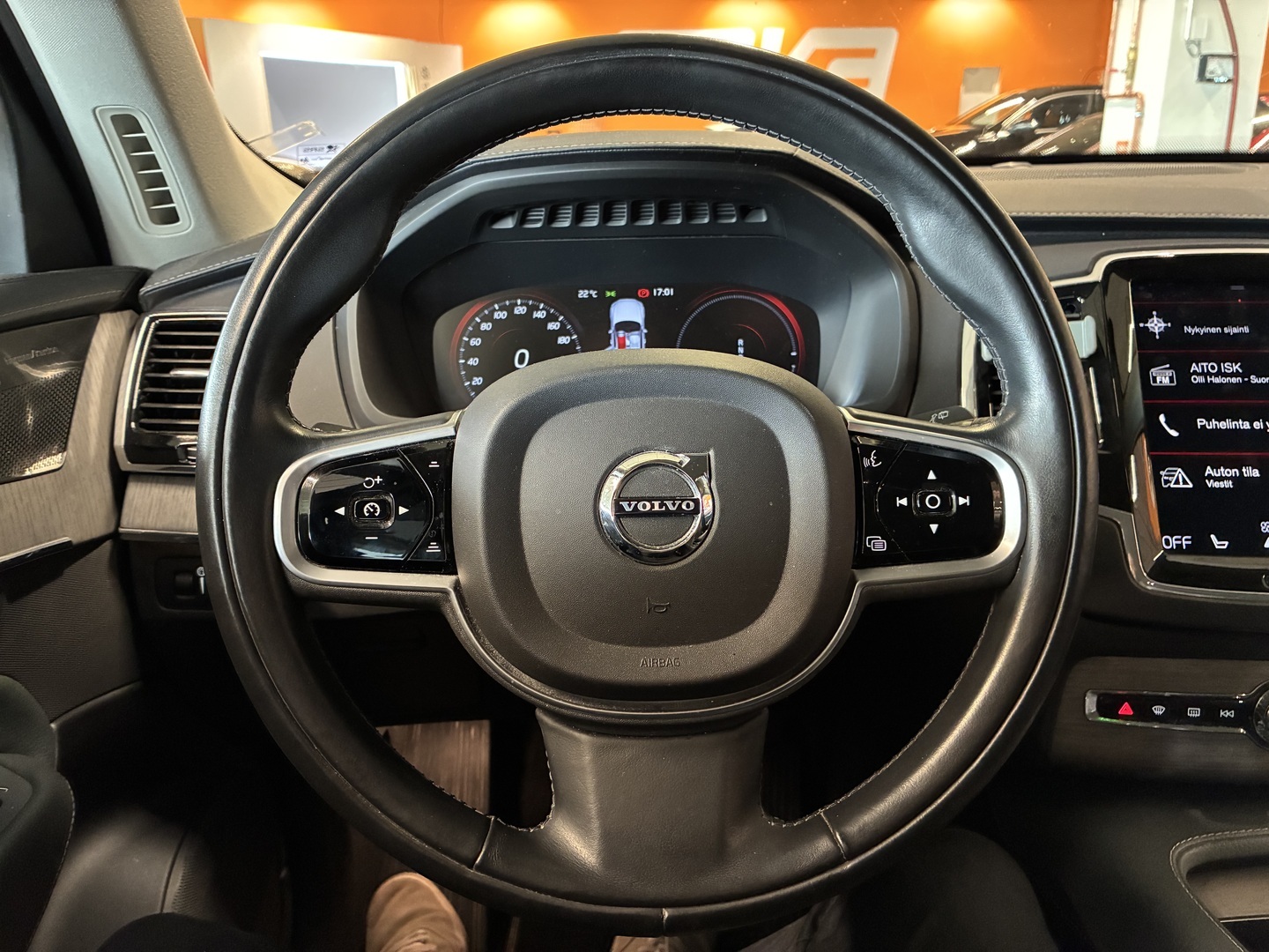 VOLVO XC90 2020