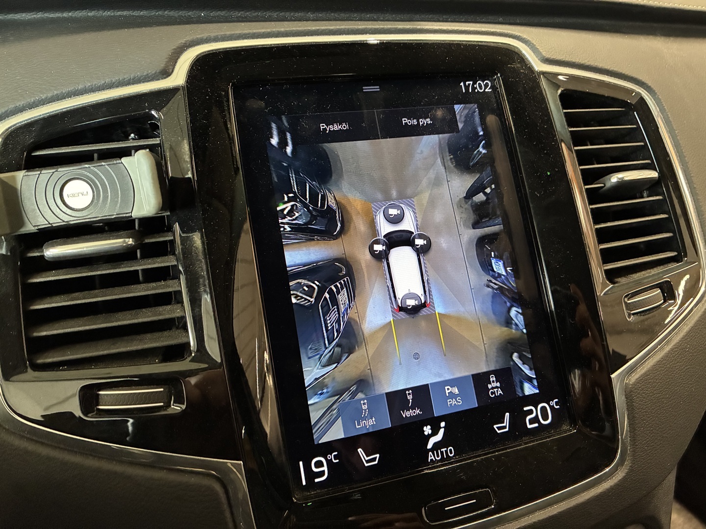 VOLVO XC90 2020