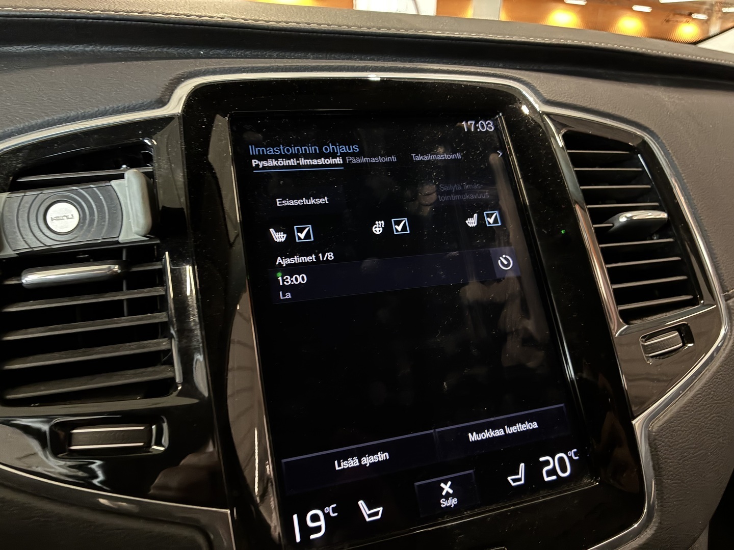 VOLVO XC90 2020