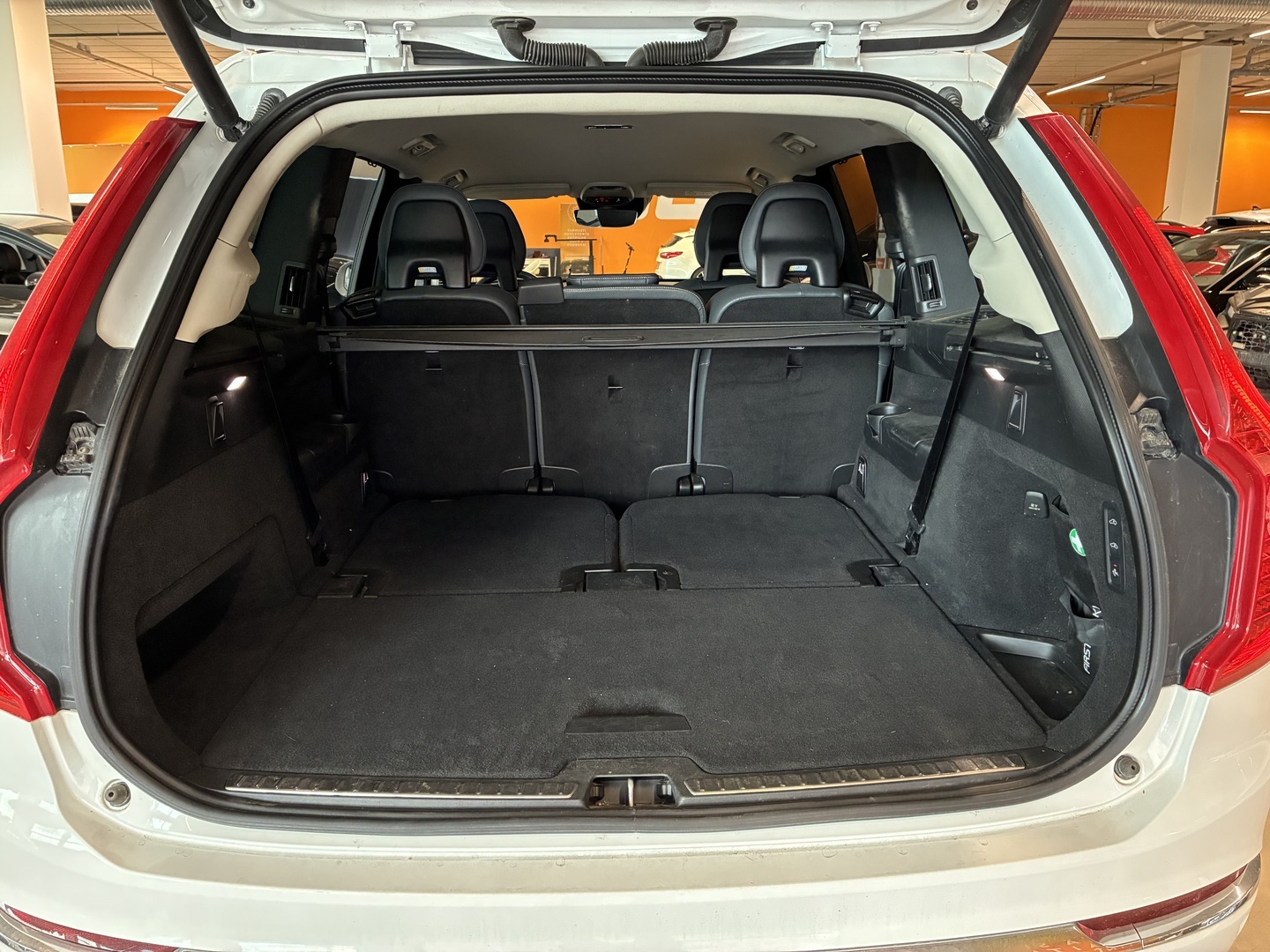 VOLVO XC90 2020